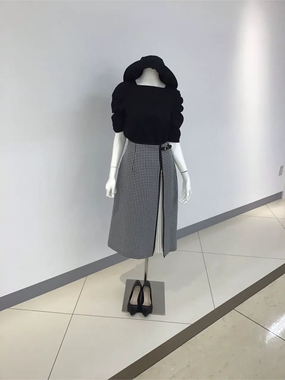 ANY SIS 本田 コーディネート画像