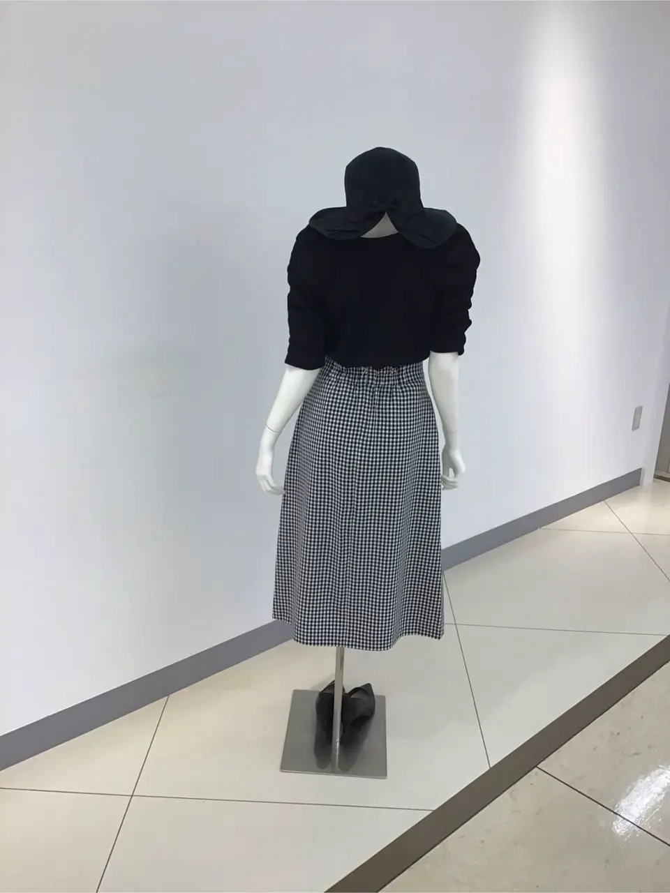 ANY SIS 本田 コーディネート画像