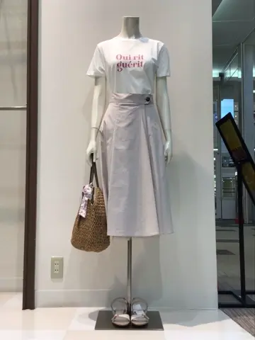 ANY SIS 布川 コーディネート画像