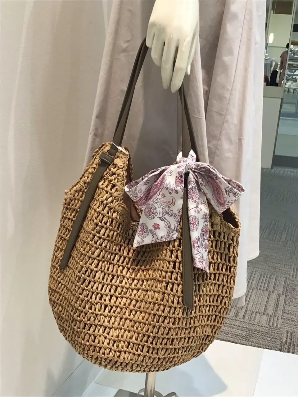 ANY SIS 布川 コーディネート画像