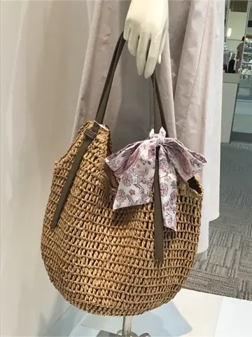 ANY SIS 布川 コーディネート画像