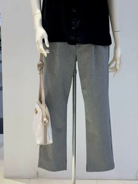 ANY SIS 田中 コーディネート画像