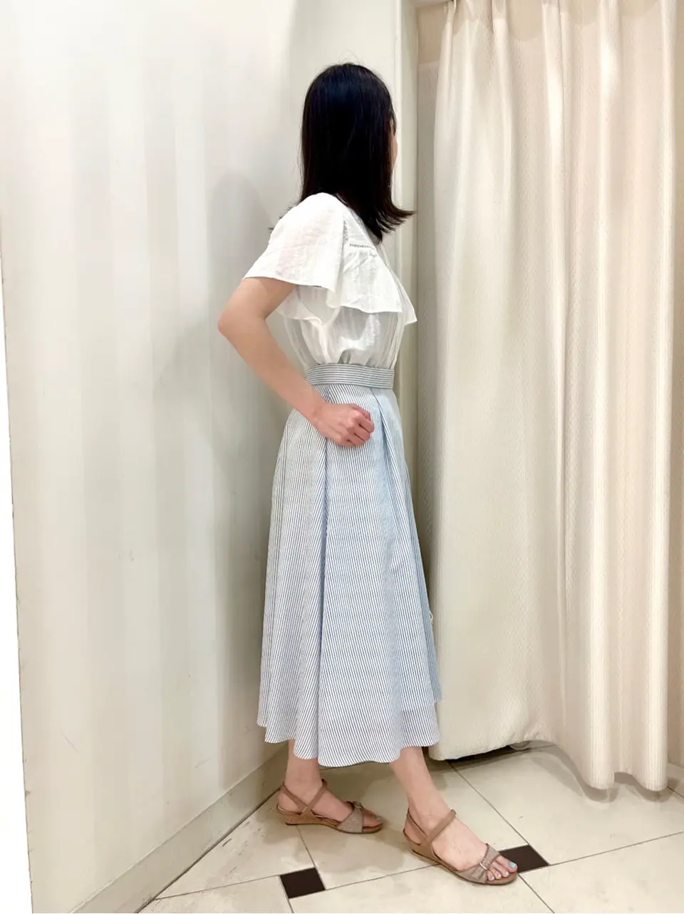 ANY SIS 金井 コーディネート画像