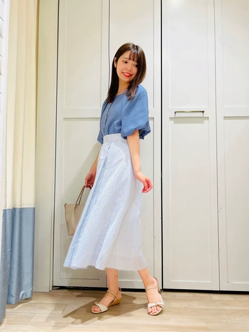 ANY SIS スタッフ コーディネート画像