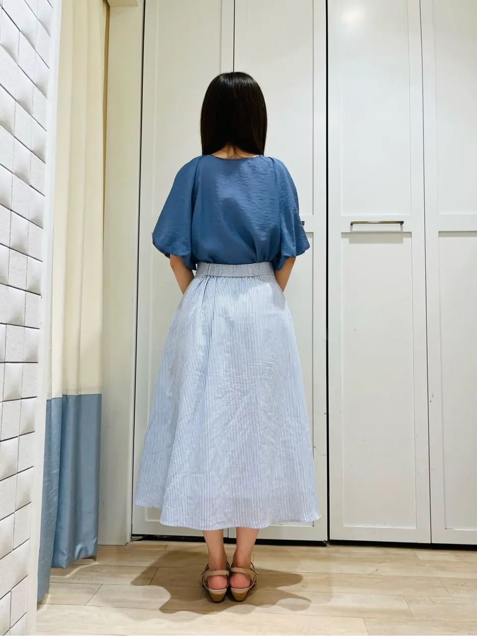 ANY SIS スタッフ コーディネート画像