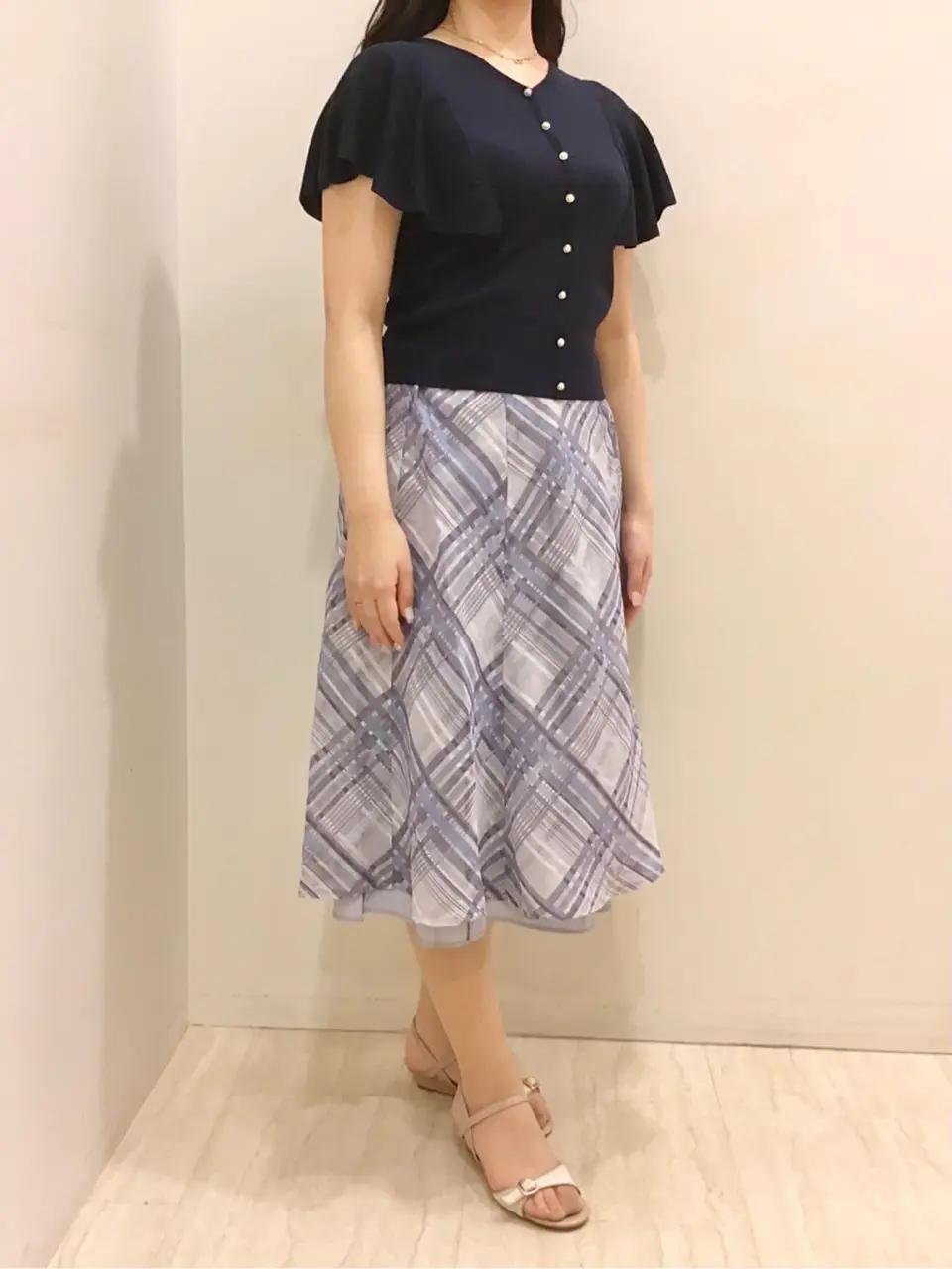 ANY SIS スタッフ コーディネート画像