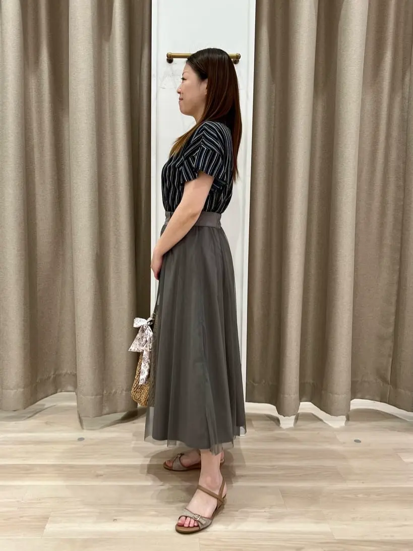 ANY SIS 瀬野 コーディネート画像