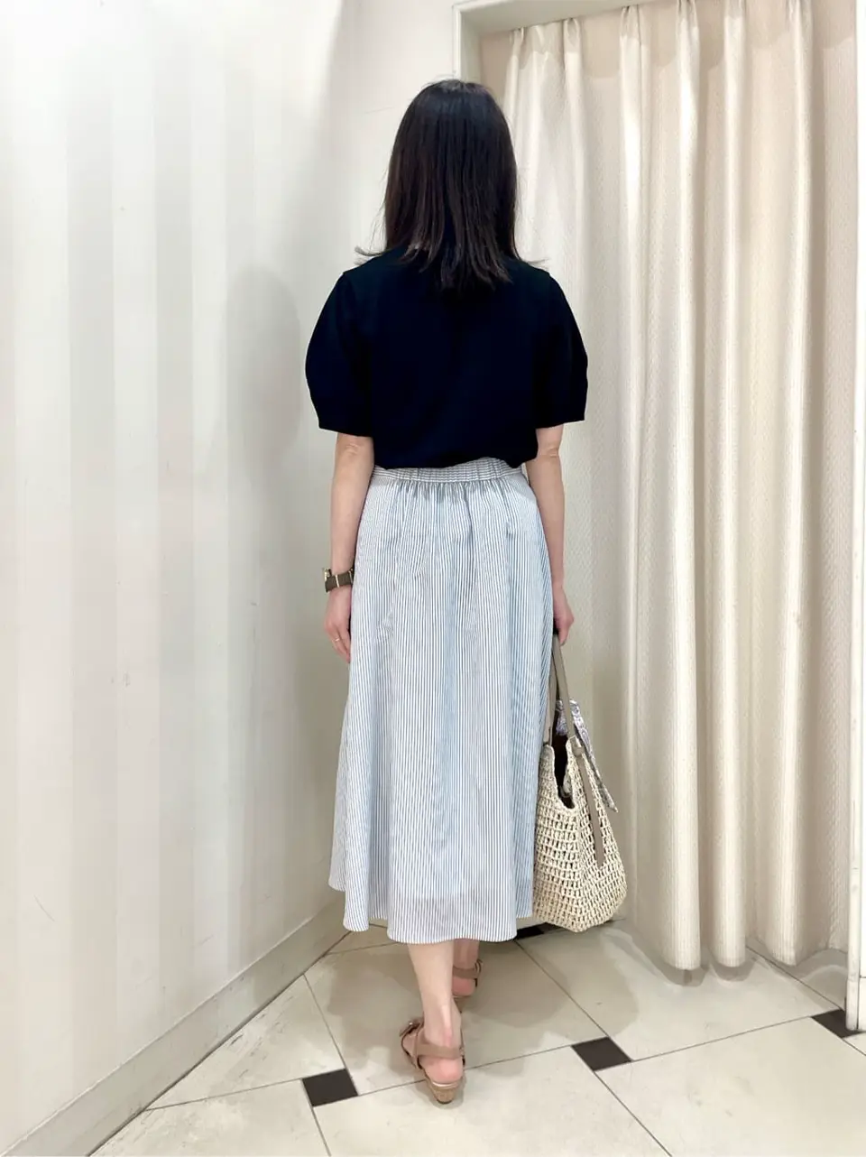 ANY SIS 金井 コーディネート画像