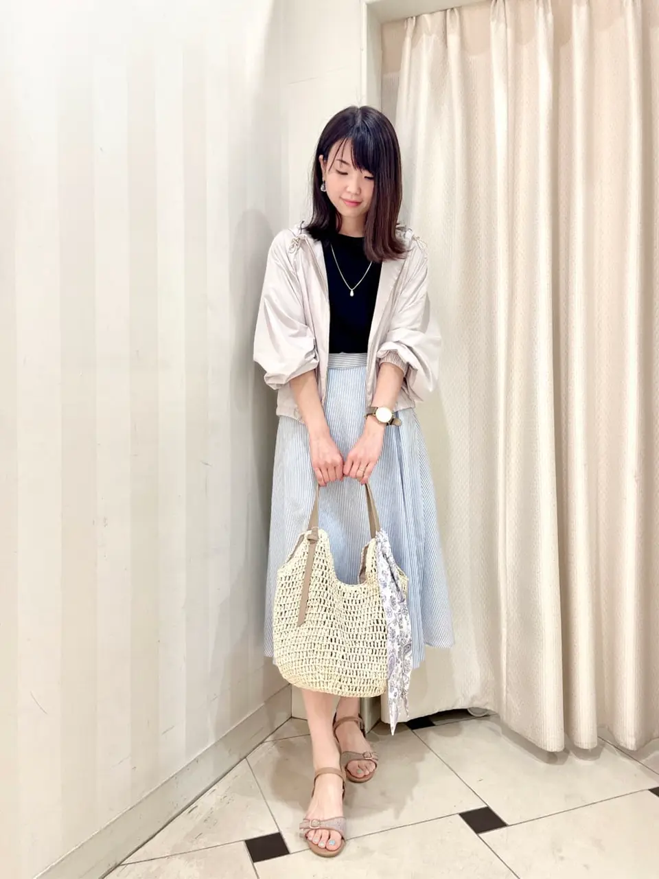 ANY SIS 金井 コーディネート画像