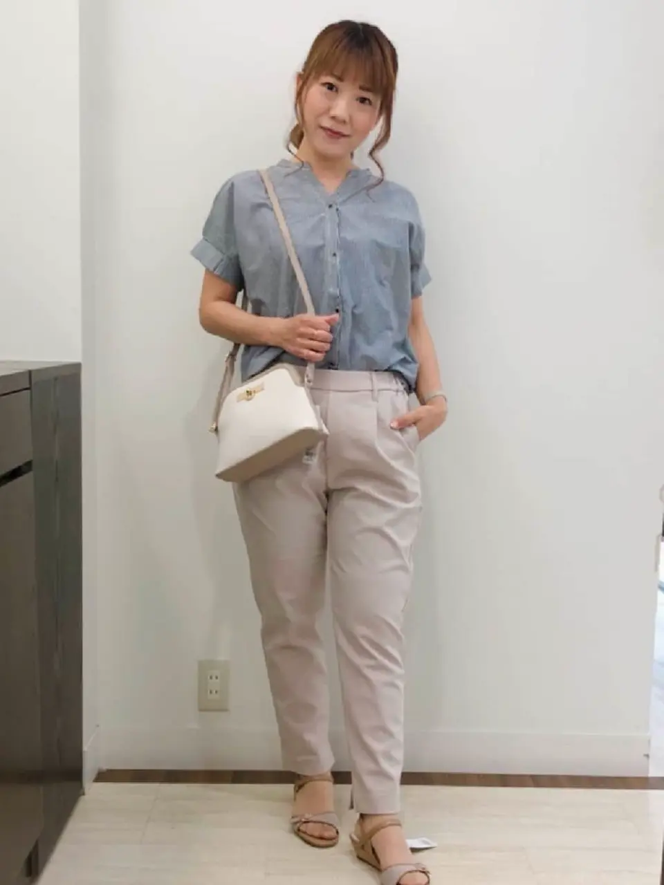 ANY SIS スタッフ コーディネート画像