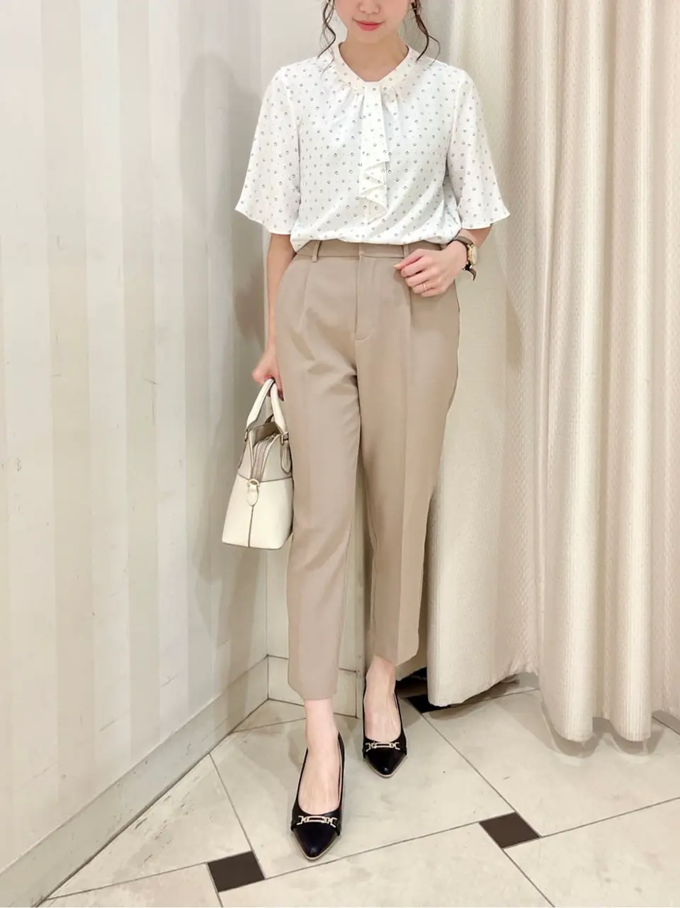 ANY SIS 金井 コーディネート画像