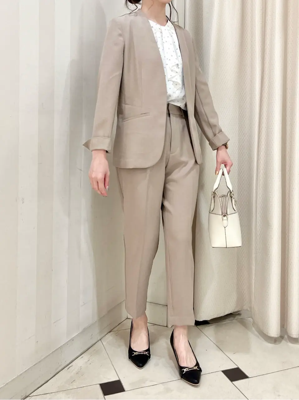 ANY SIS 金井 コーディネート画像