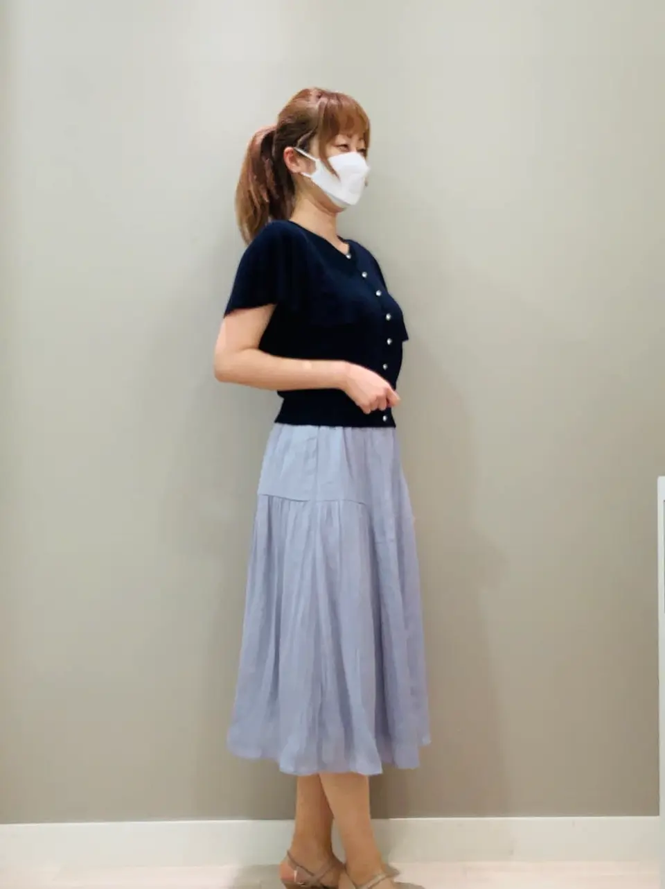 ANY SIS スタッフ コーディネート画像