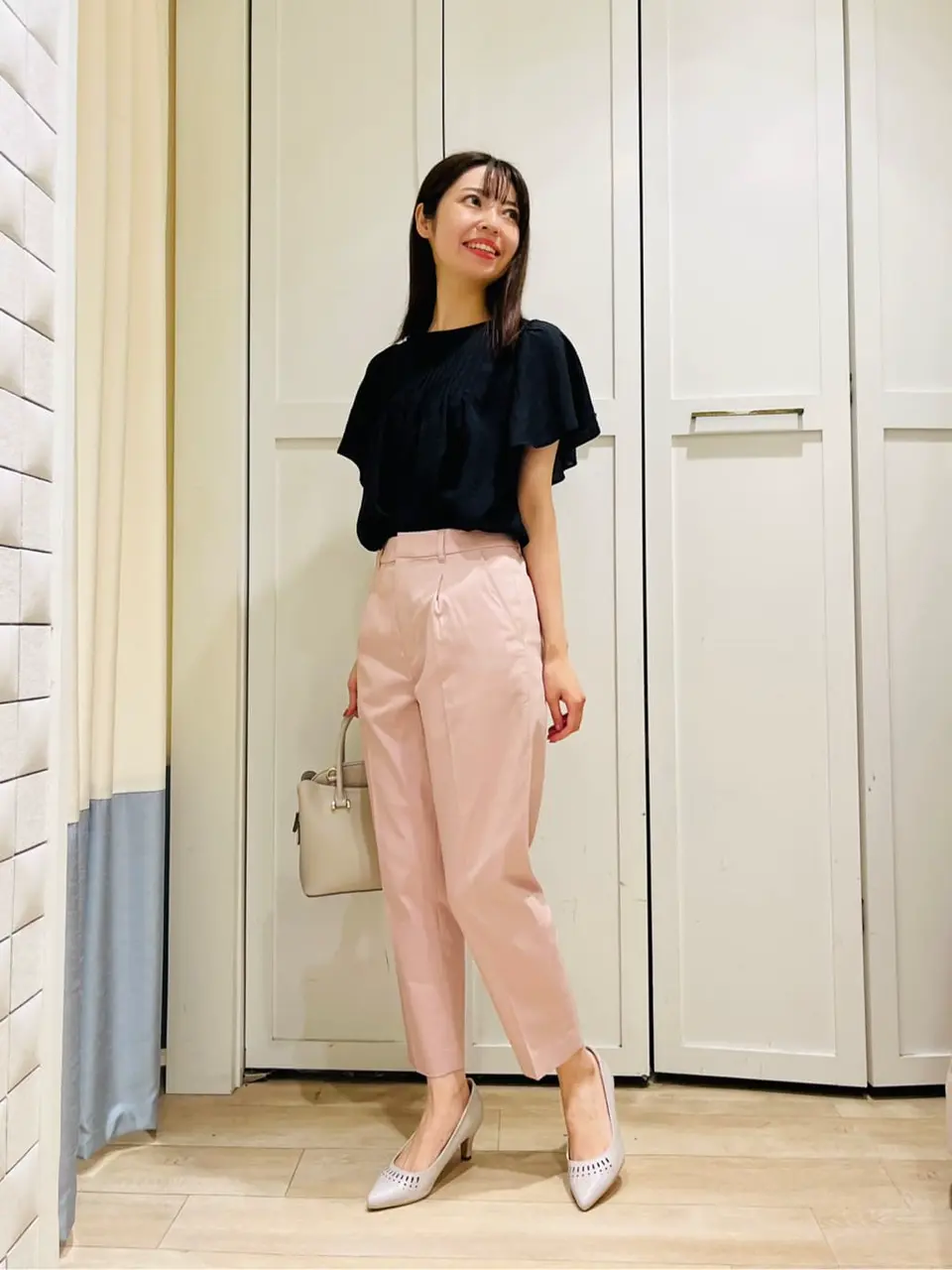 ANY SIS スタッフ コーディネート画像