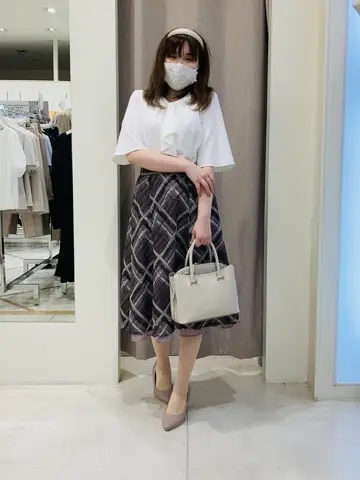 ANY SIS 川根　彩 コーディネート画像