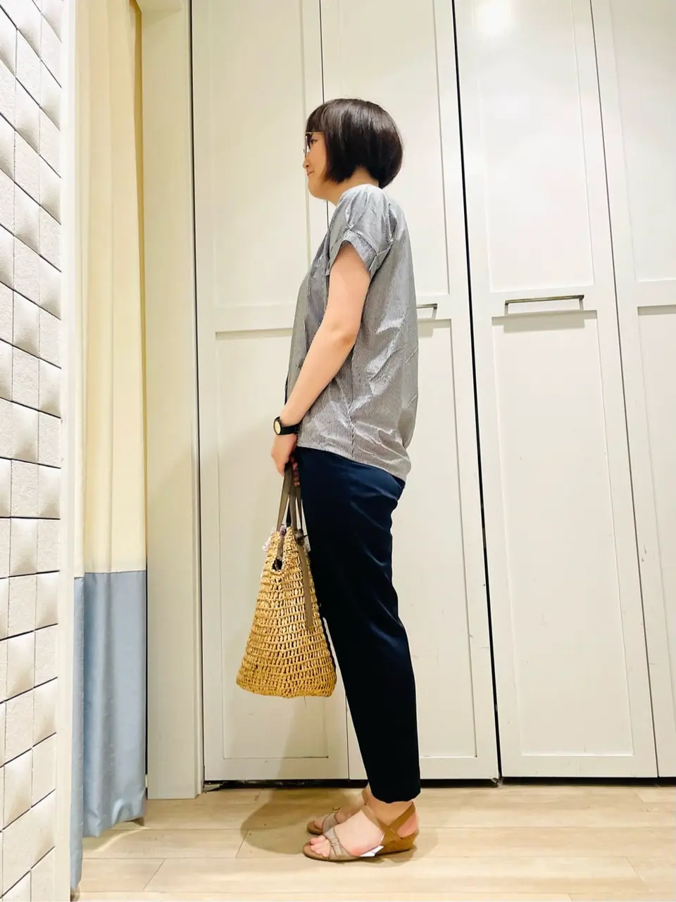 ANY SIS スタッフ コーディネート画像