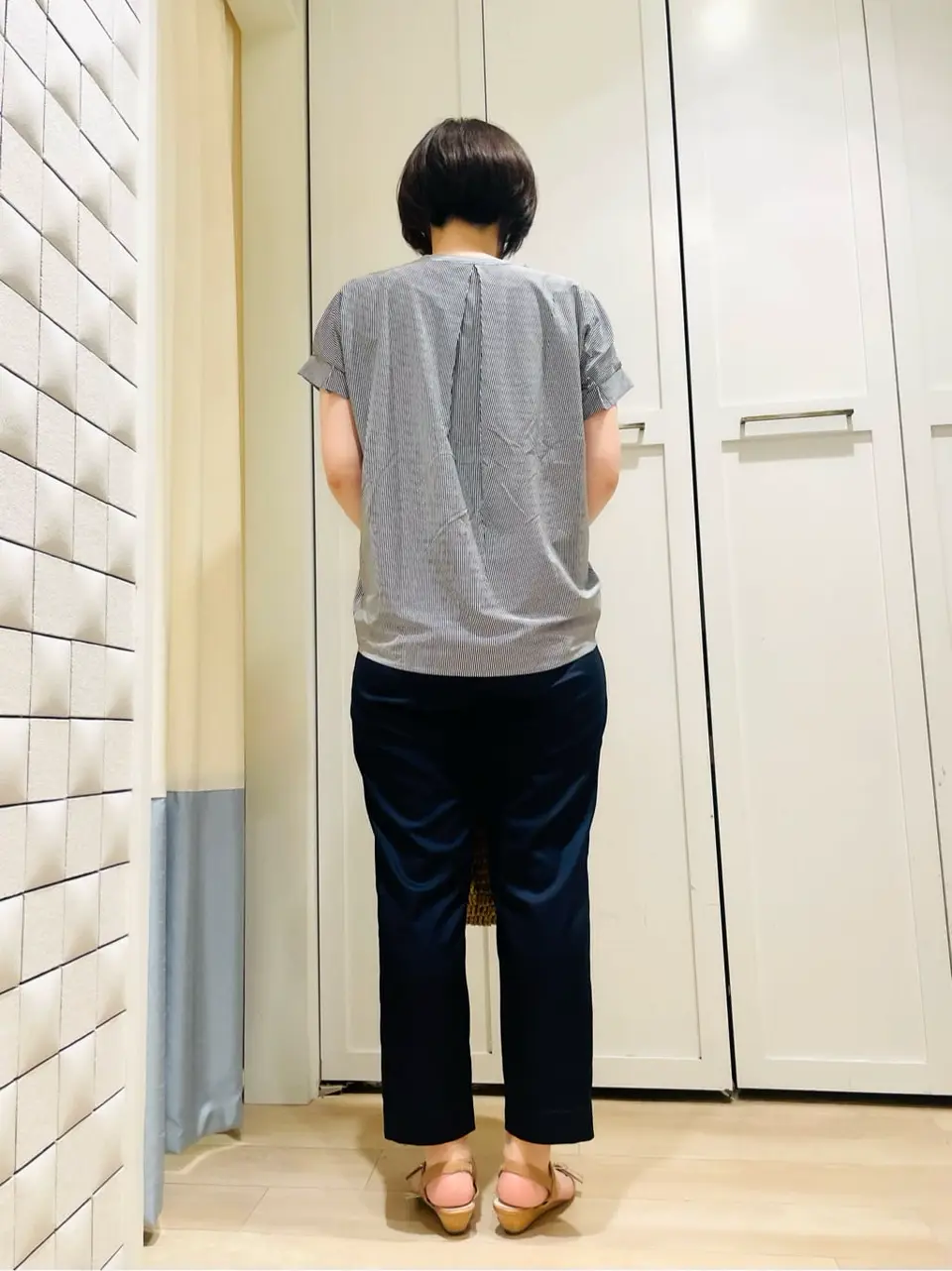 ANY SIS スタッフ コーディネート画像