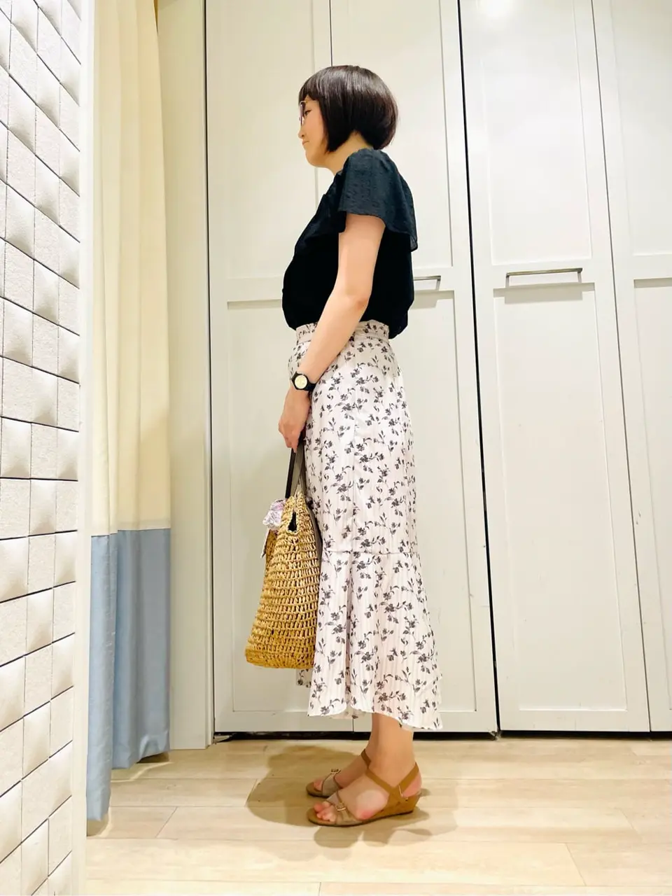 ANY SIS スタッフ コーディネート画像