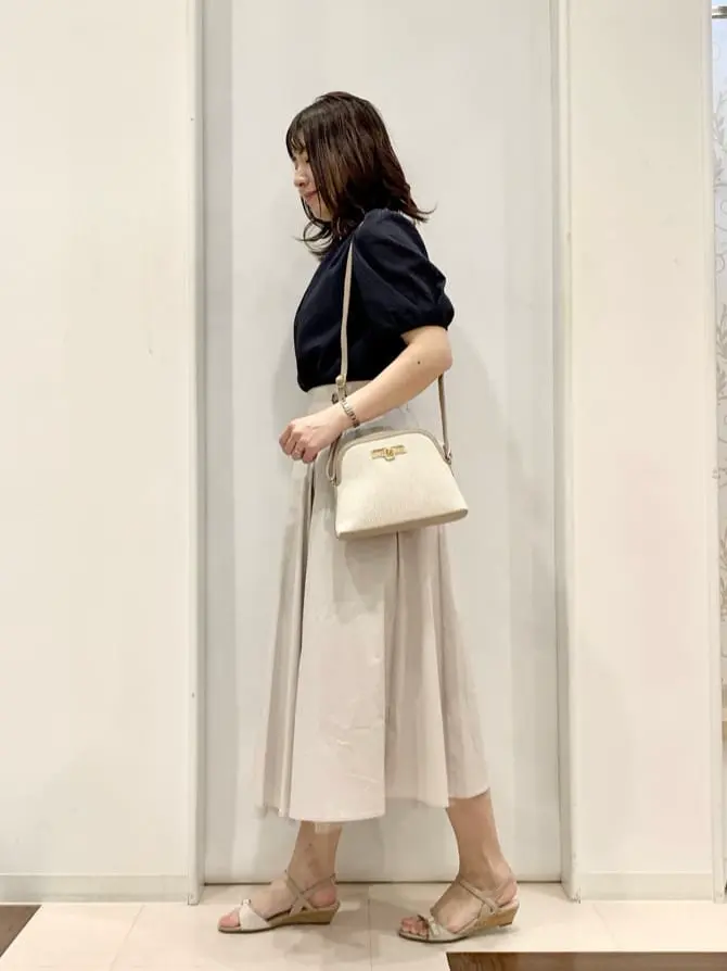 ANY SIS 横田 コーディネート画像