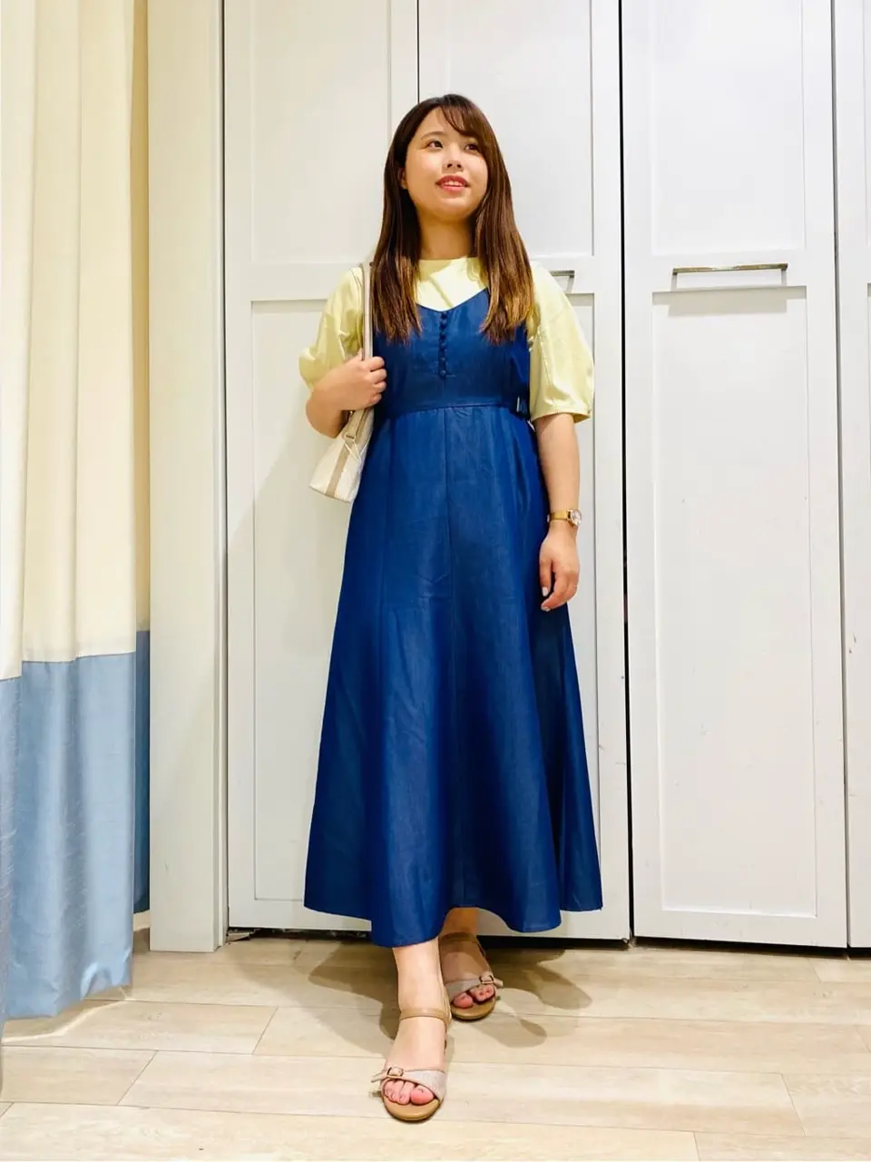 ANY SIS スタッフ コーディネート画像