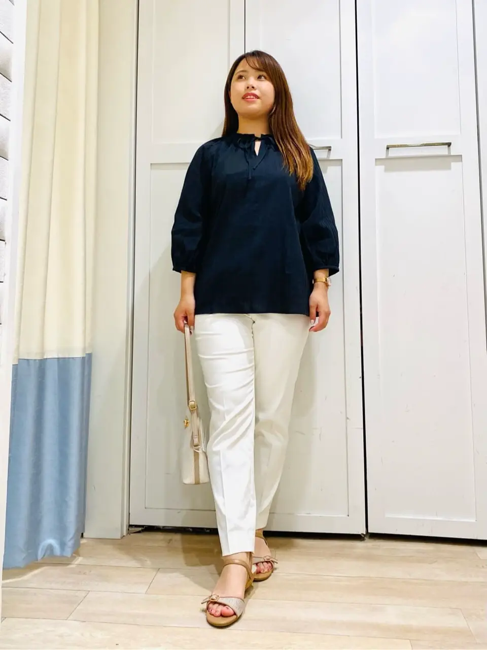 ANY SIS スタッフ コーディネート画像