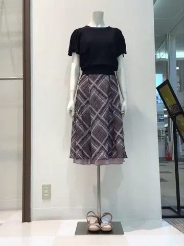 ANY SIS 布川 コーディネート画像