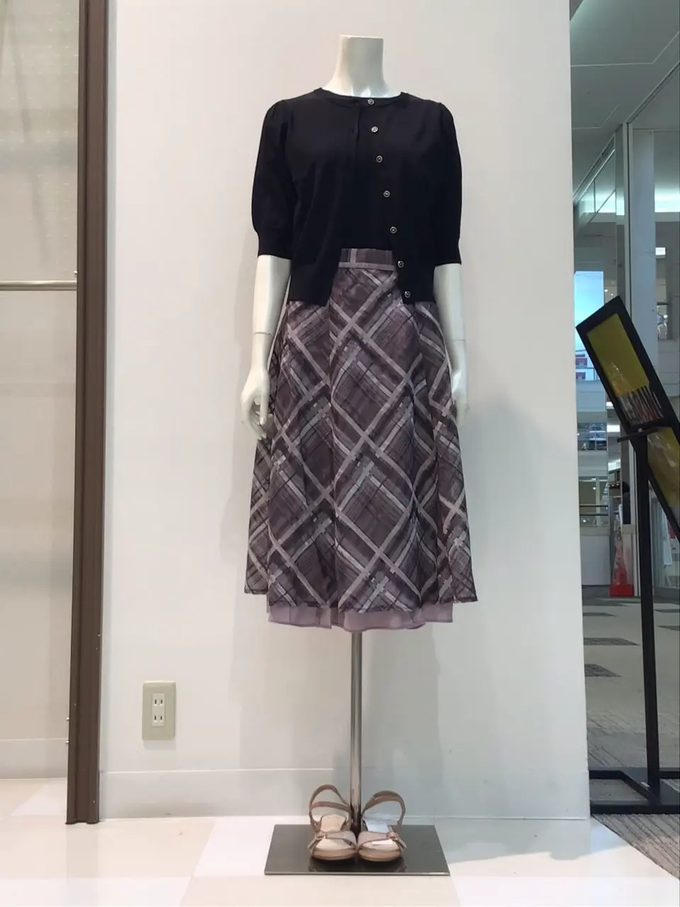 ANY SIS 布川 コーディネート画像