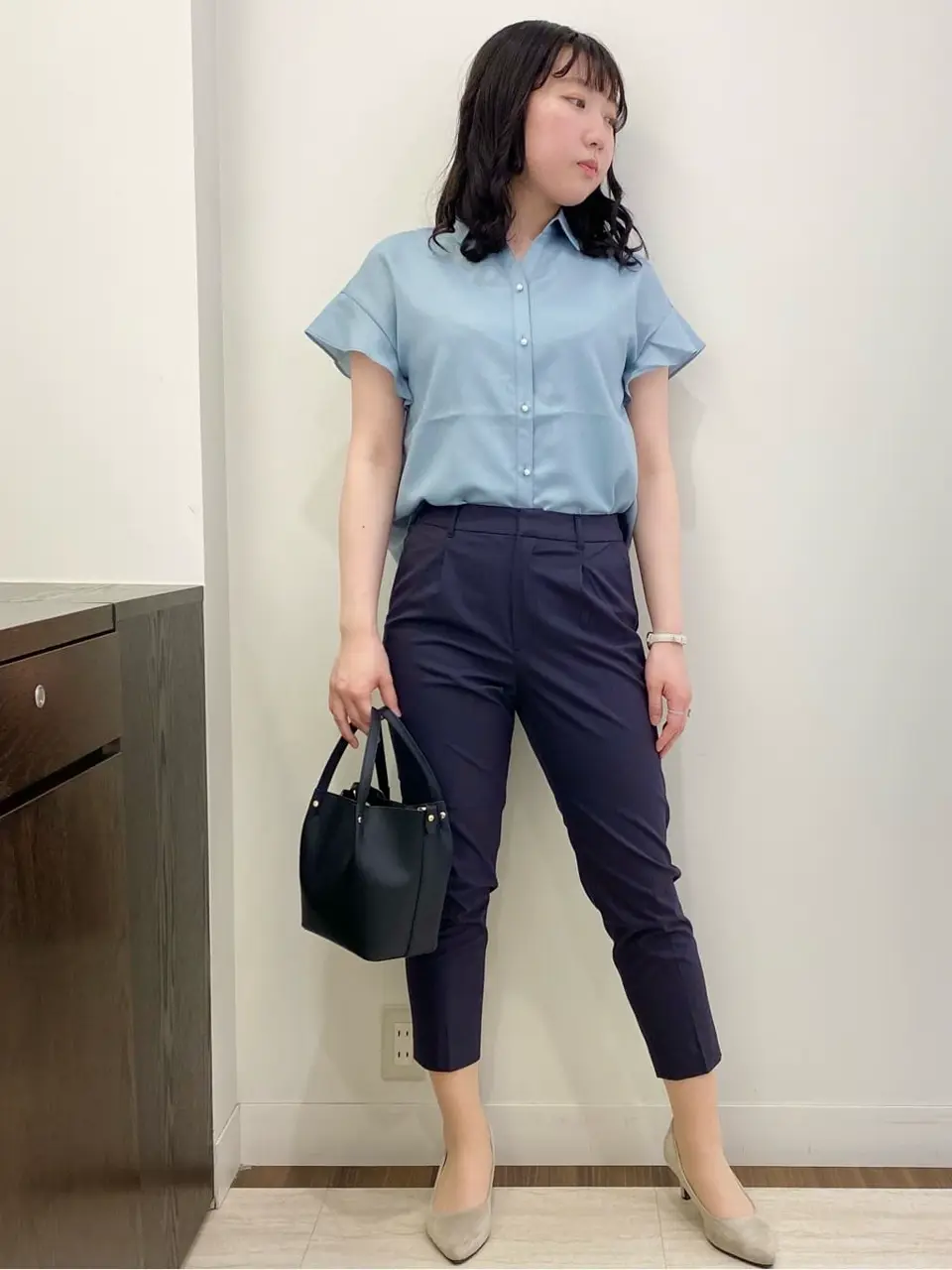 ANY SIS スタッフ コーディネート画像