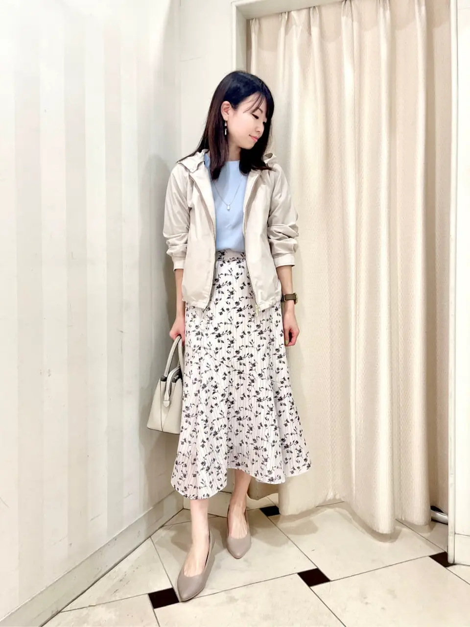 ANY SIS 金井 コーディネート画像