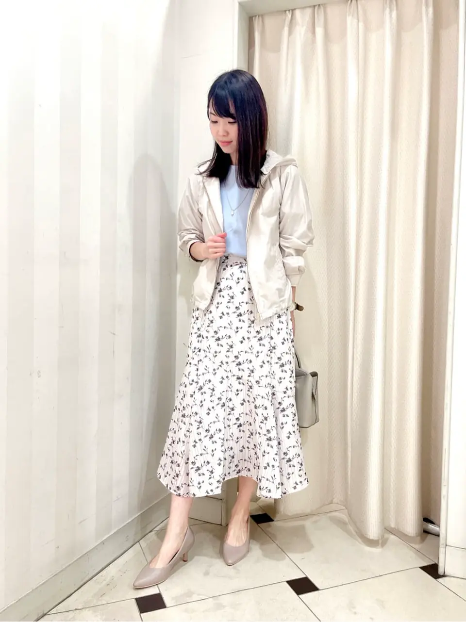 ANY SIS 金井 コーディネート画像