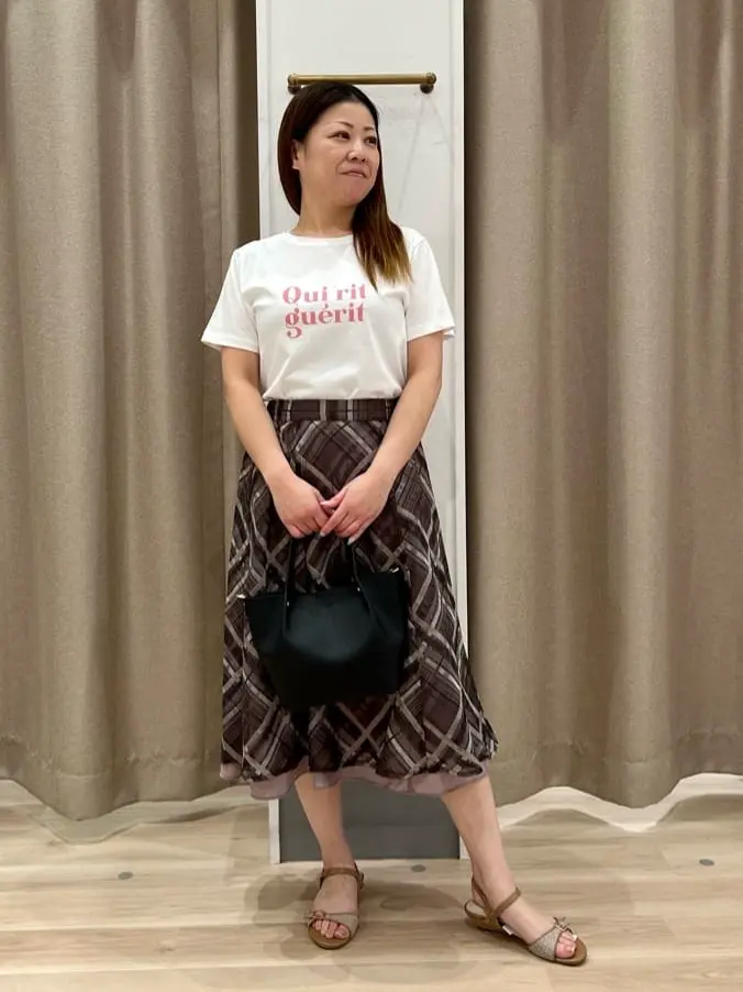 ANY SIS 瀬野 コーディネート画像