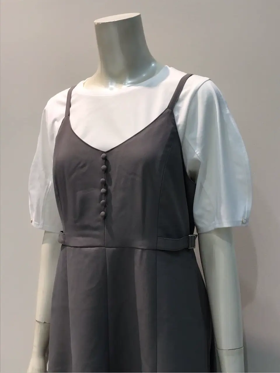 ANY SIS 布川 コーディネート画像