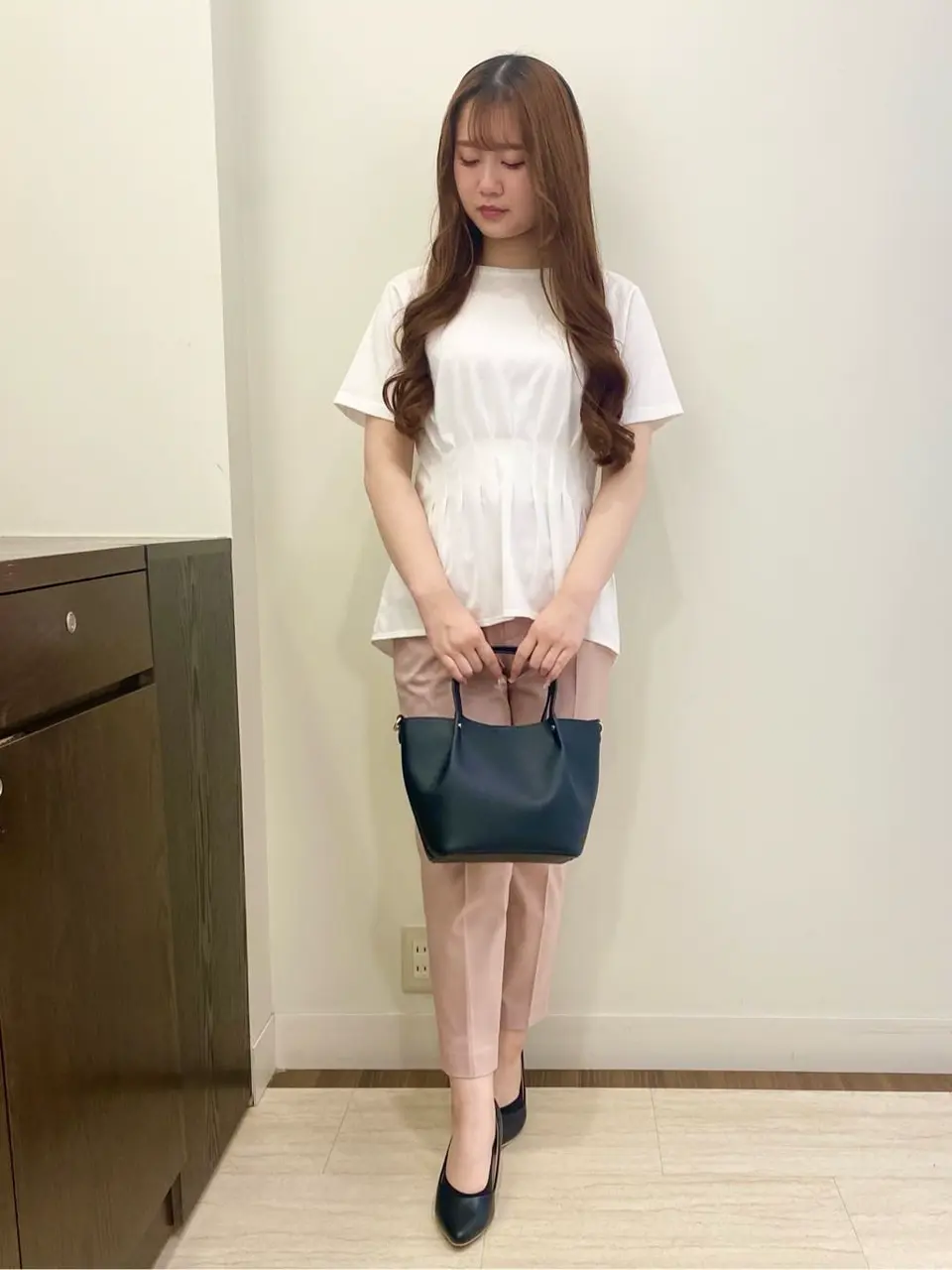 ANY SIS スタッフ コーディネート画像