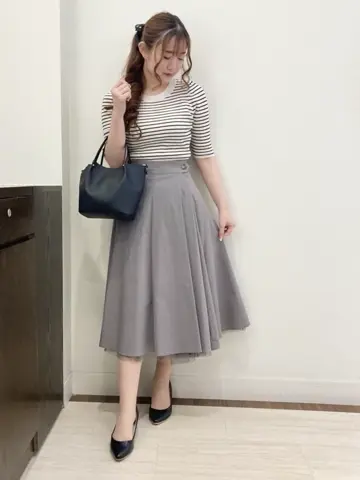 ANY SIS スタッフ コーディネート画像