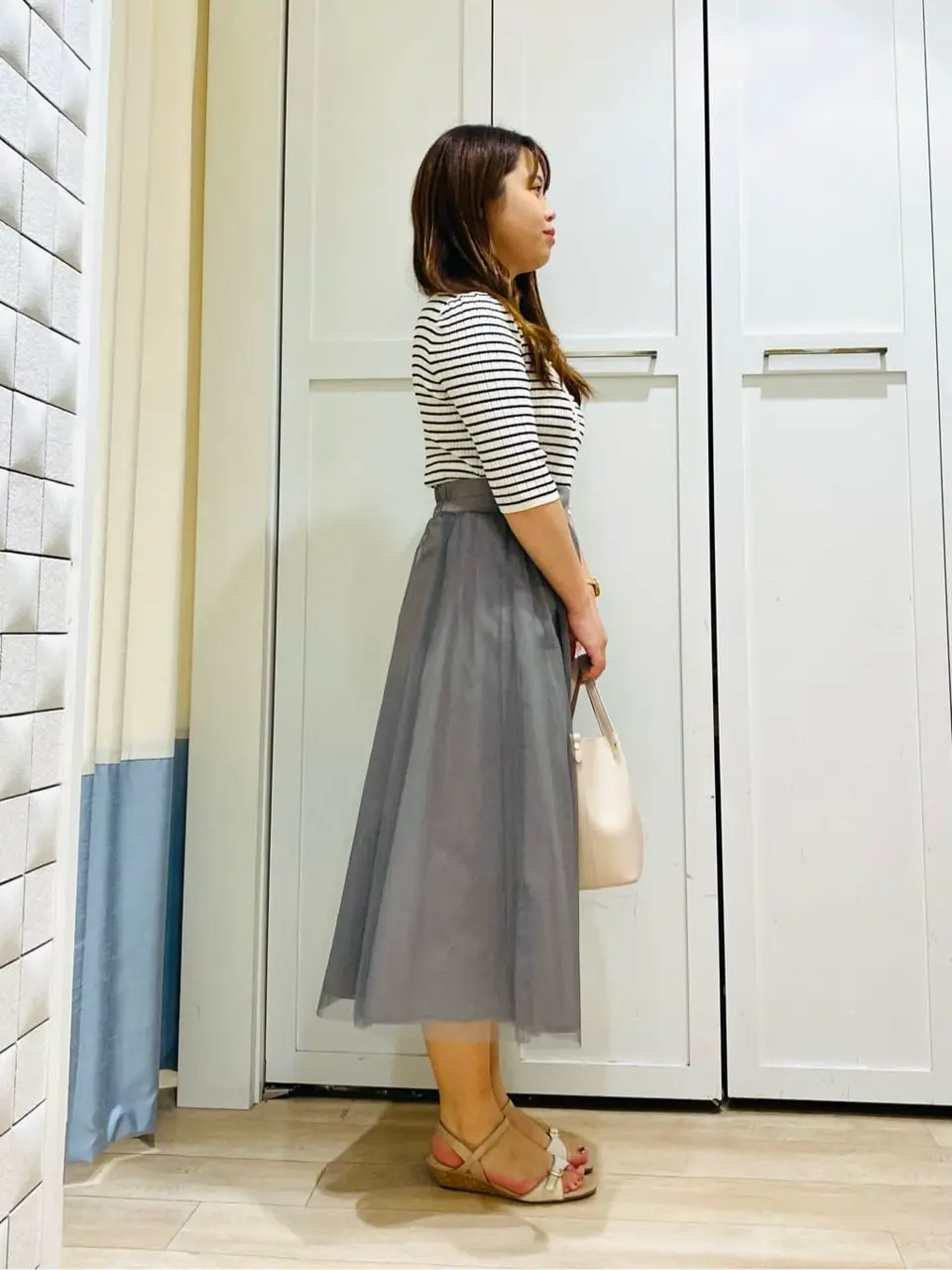 ANY SIS スタッフ コーディネート画像