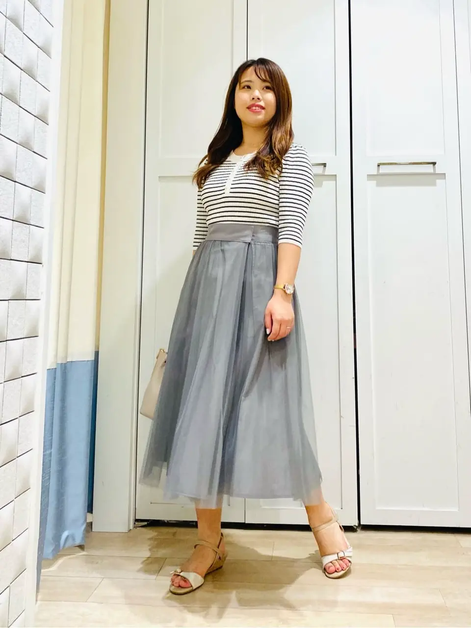 ANY SIS スタッフ コーディネート画像