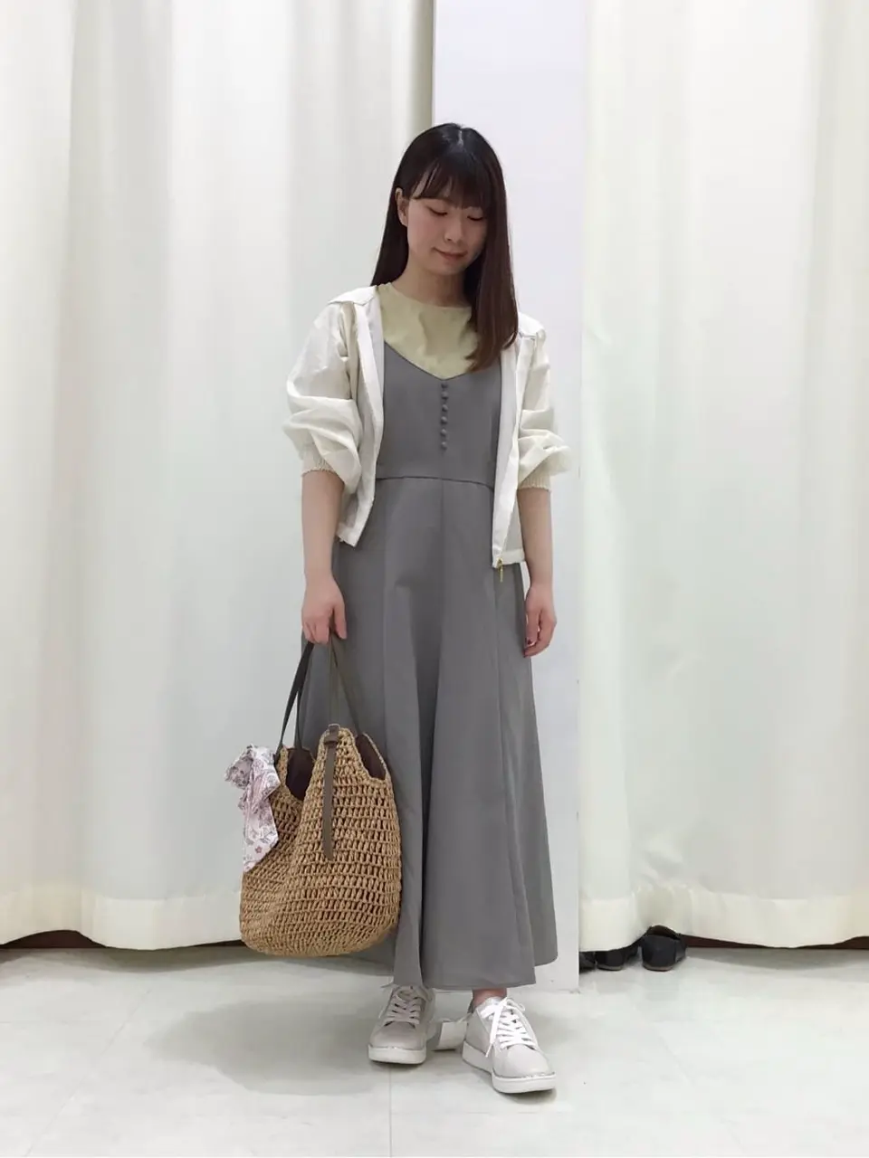 ANY SIS スタッフ コーディネート画像