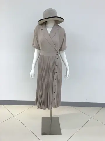 ANY SIS 橋本 コーディネート画像