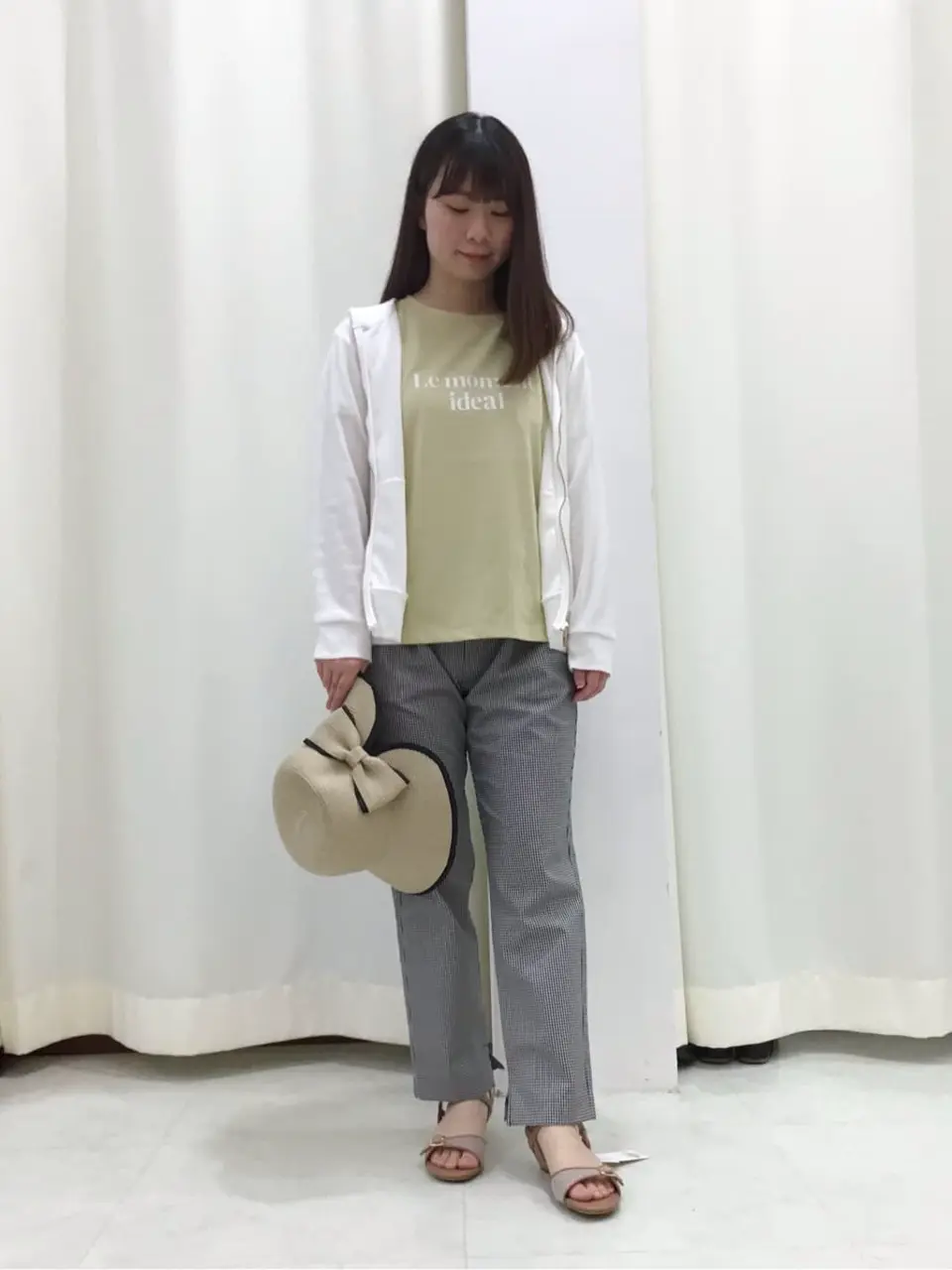 ANY SIS スタッフ コーディネート画像