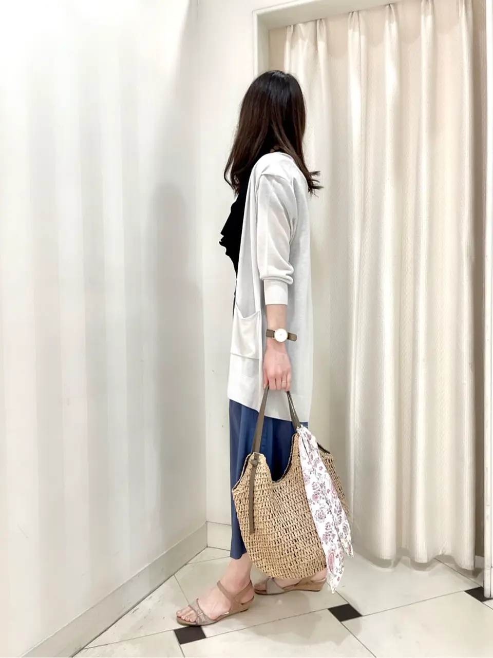 ANY SIS 金井 コーディネート画像