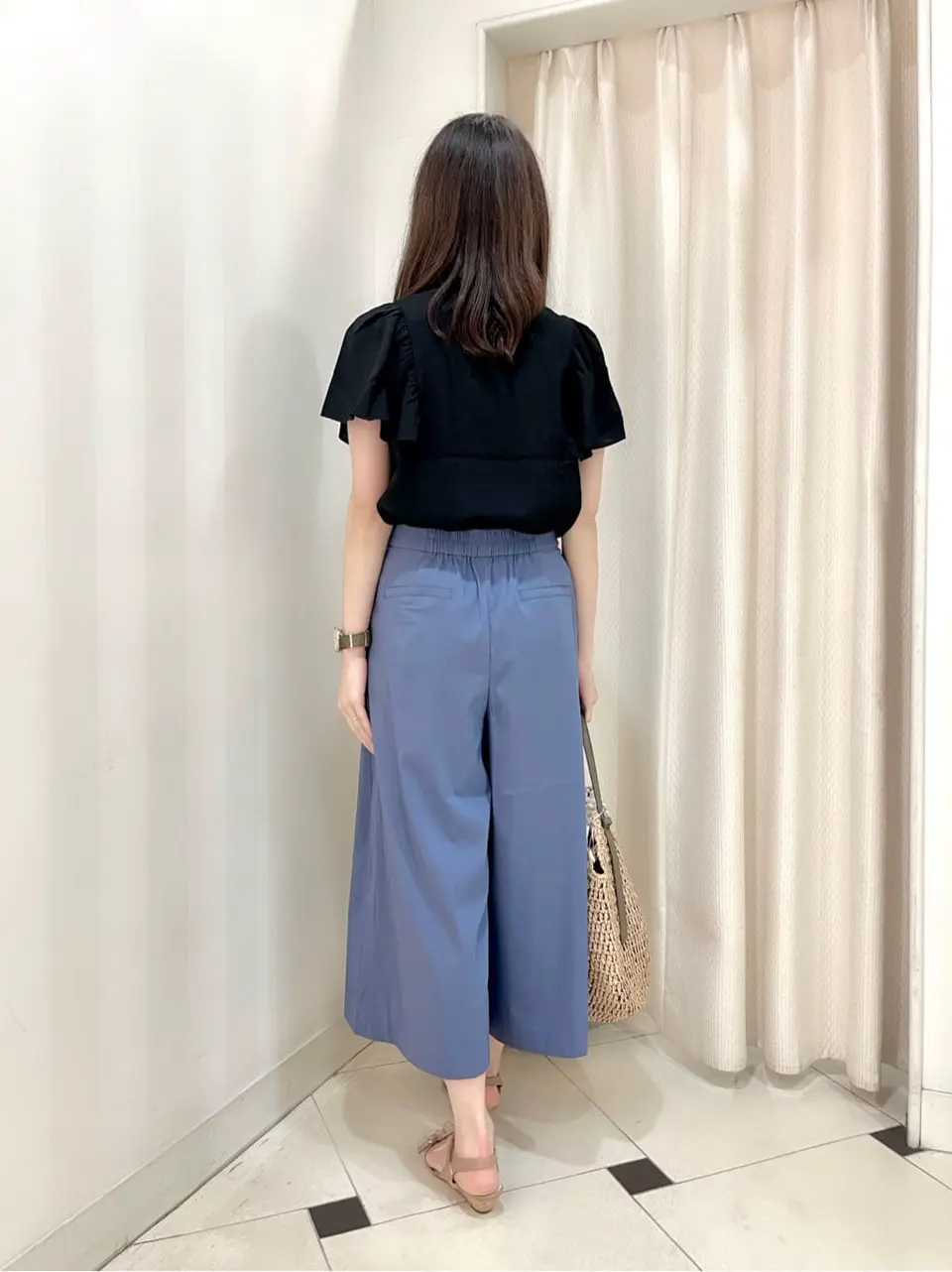 ANY SIS 金井 コーディネート画像