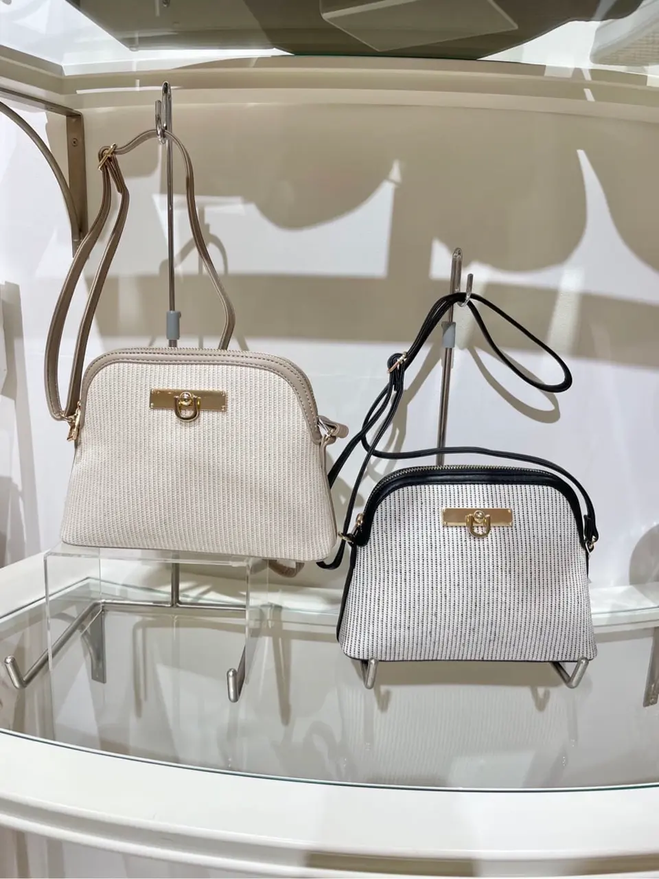 ANY SIS 今仲 コーディネート画像