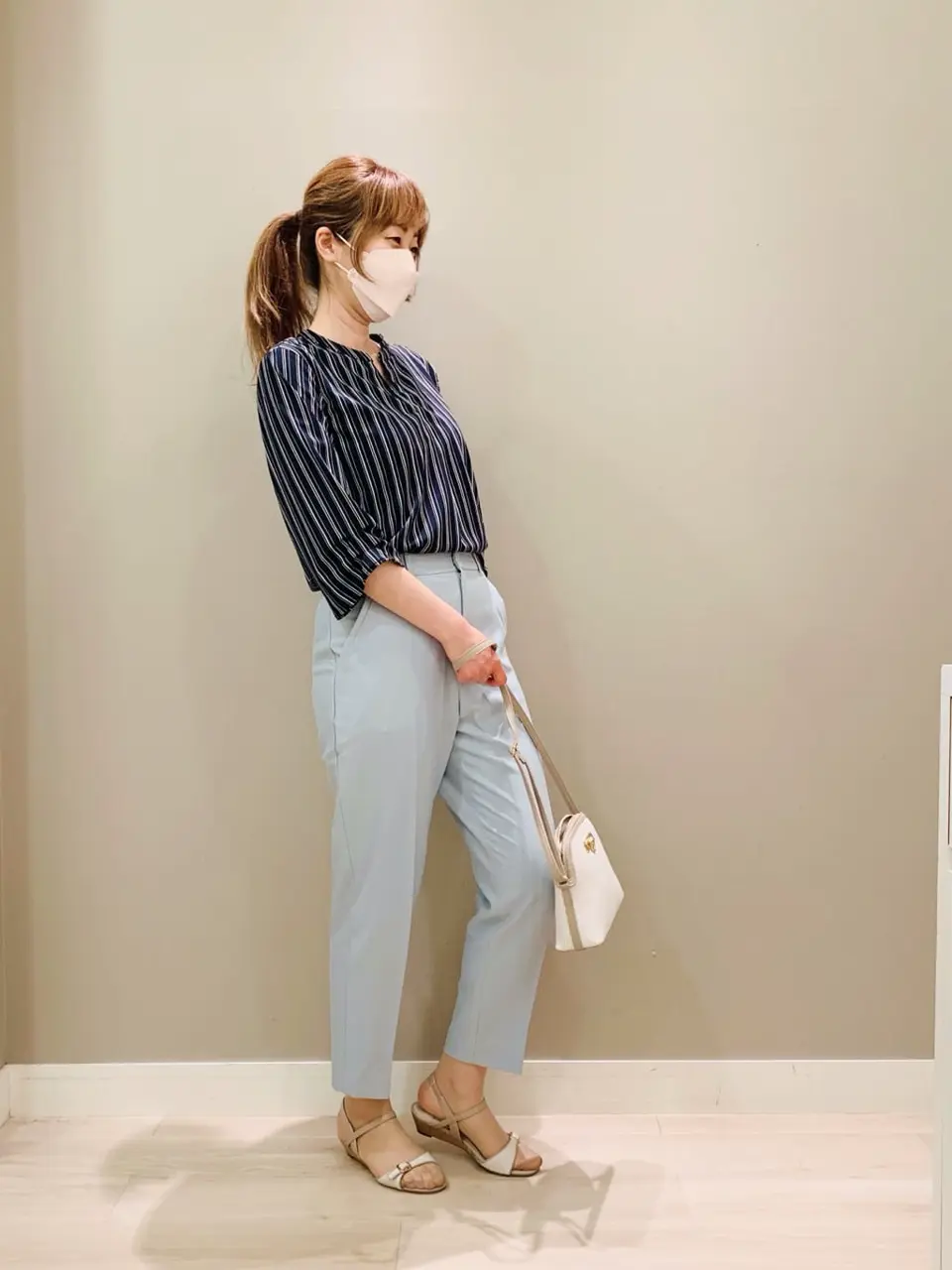 ANY SIS スタッフ コーディネート画像