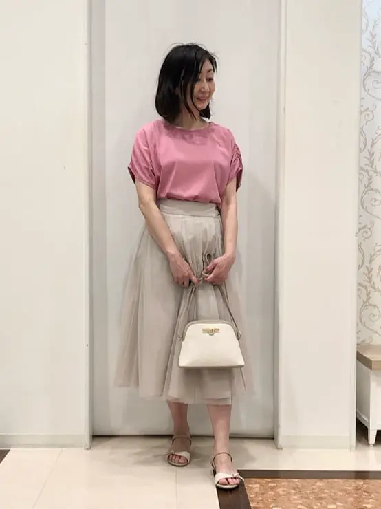 ANY SIS スタッフ コーディネート画像