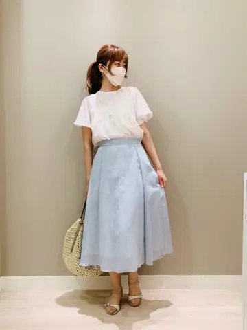 ANY SIS スタッフ コーディネート画像