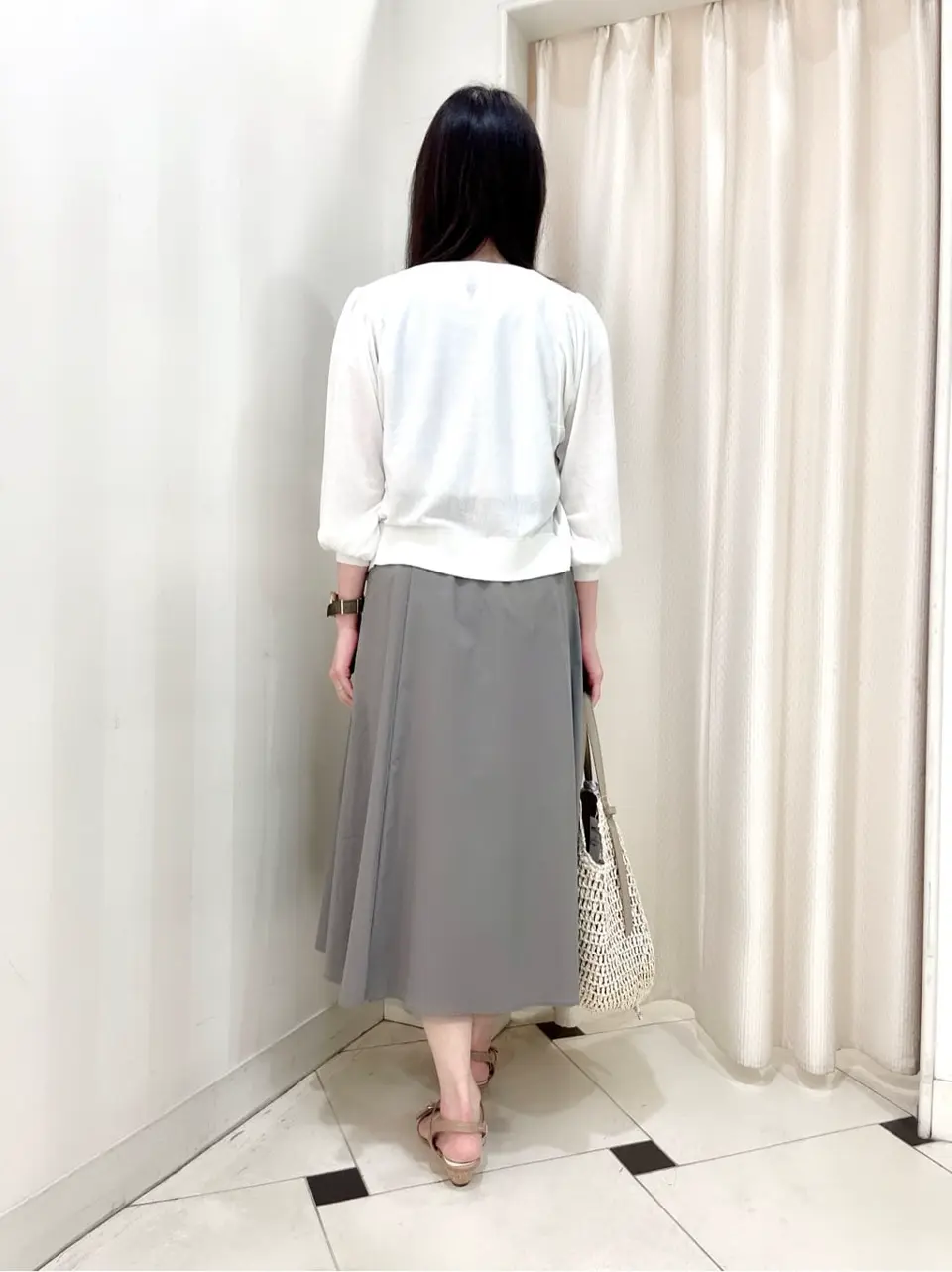 ANY SIS 金井 コーディネート画像