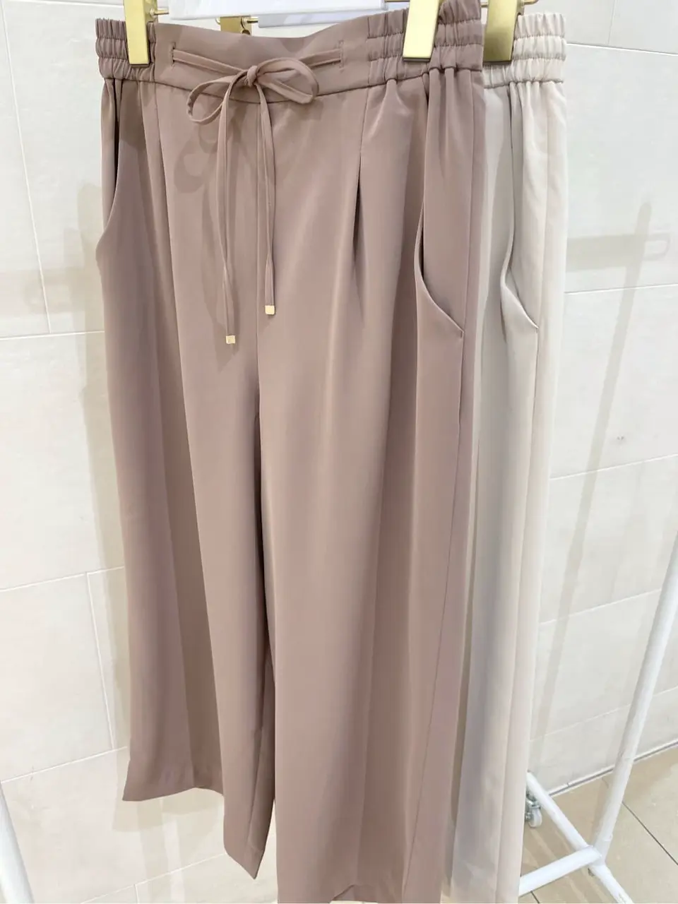 ANY SIS 髙橋 コーディネート画像