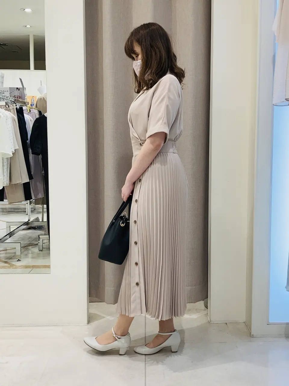 ANY SIS 川根　彩 コーディネート画像