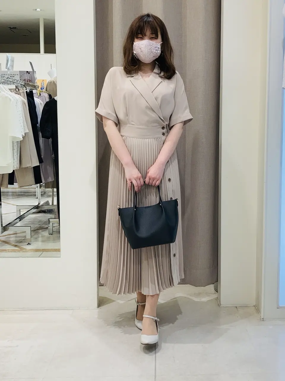 ANY SIS 川根　彩 コーディネート画像