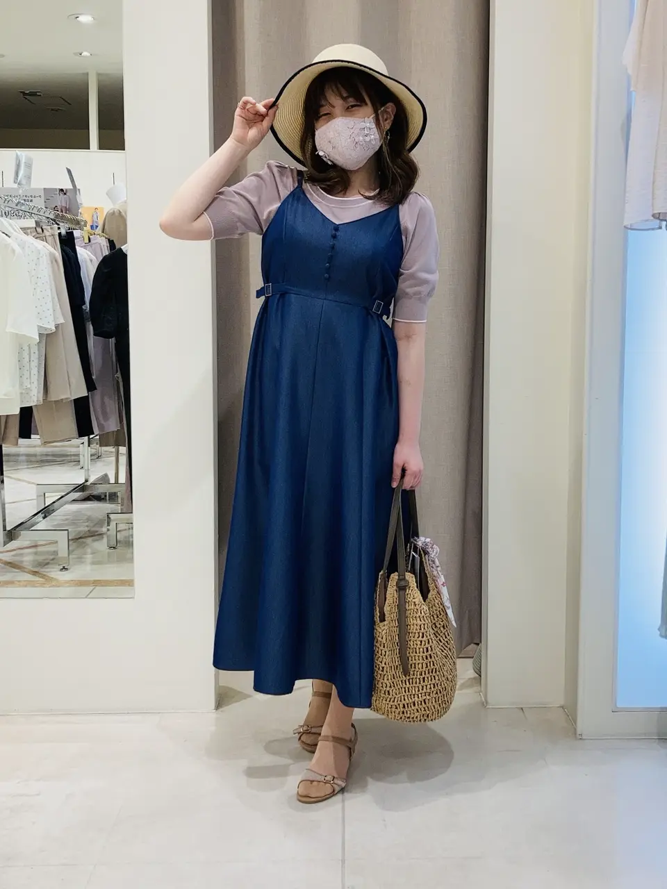 ANY SIS 川根　彩 コーディネート画像